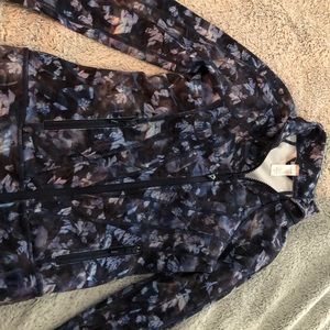 Girls Lululemon (Ivivva) Jacket Sz 10